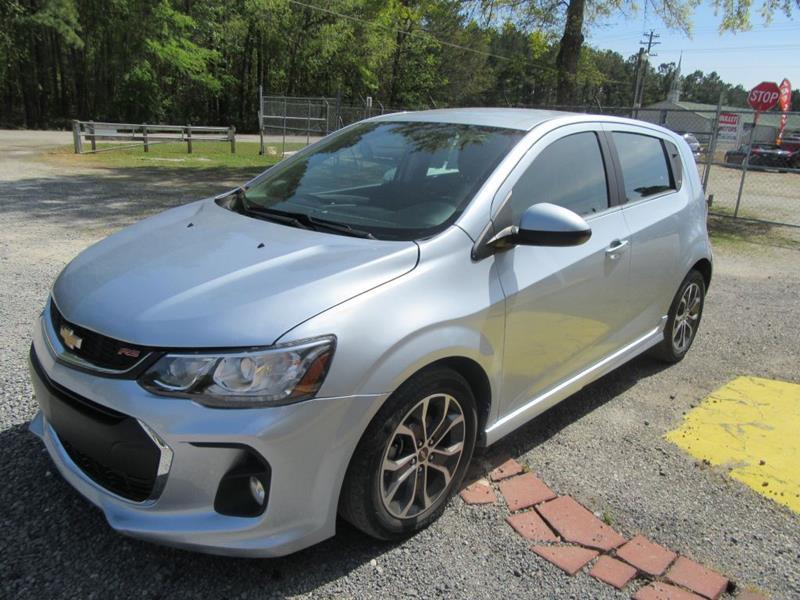29384-2510-chevrolet-sonic-2017