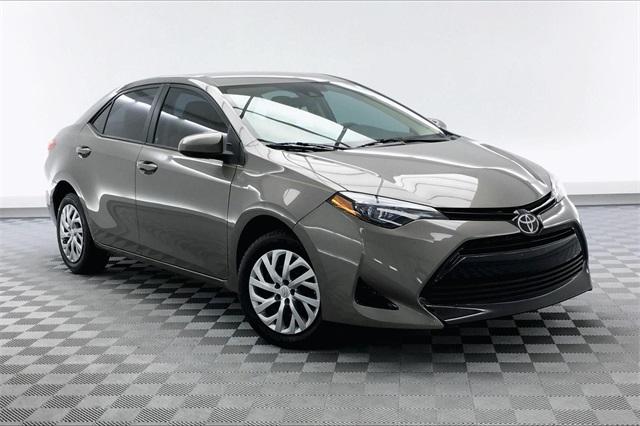 36579-toyota-corolla-2017-p 36579-toyota-corolla-2017-p
