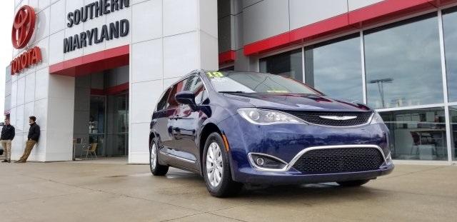 4977-chrysler-pacifica-2019-ruch53