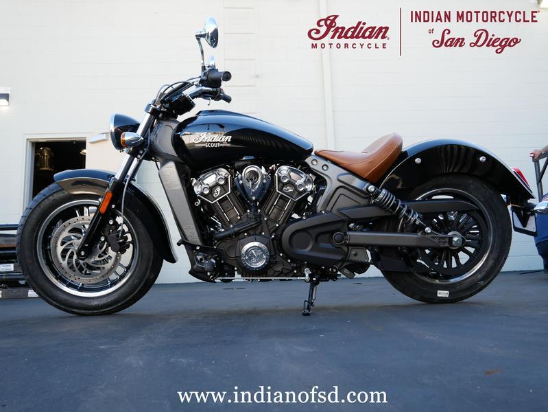 557-indianmotorcycle-scoutthunderblack-2019-7057173