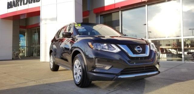 6937-nissan-rogue-2017-22117