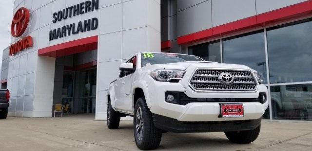 8928-toyota-tacoma-2016-