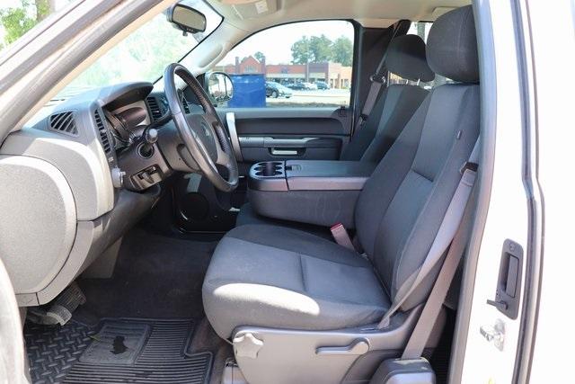 1127-chevrolet-silverado1500-2013-cc10753