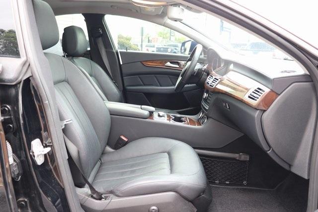 1220-mercedes-benz-cls-2014-cls550c