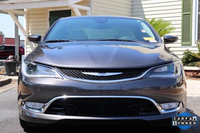 1387-chrysler-200-2015-uffs41