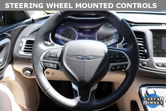 1392-chrysler-200-2015-uffs41