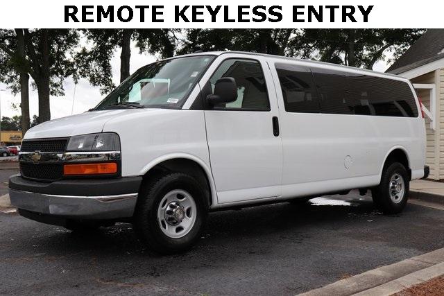 1418-chevrolet-express3500-2015-cg33706