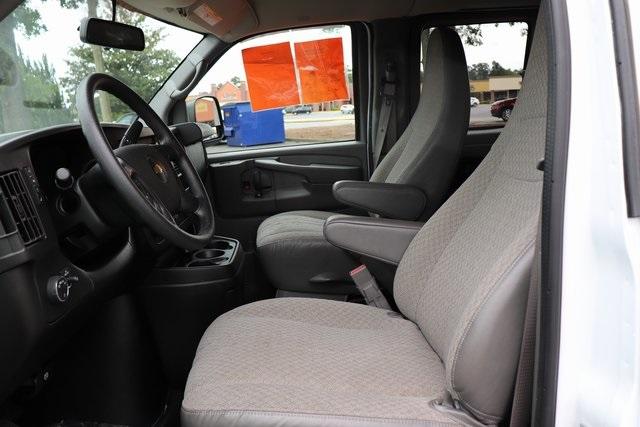1428-chevrolet-express3500-2015-cg33706