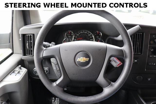 1431-chevrolet-express3500-2015-cg33706