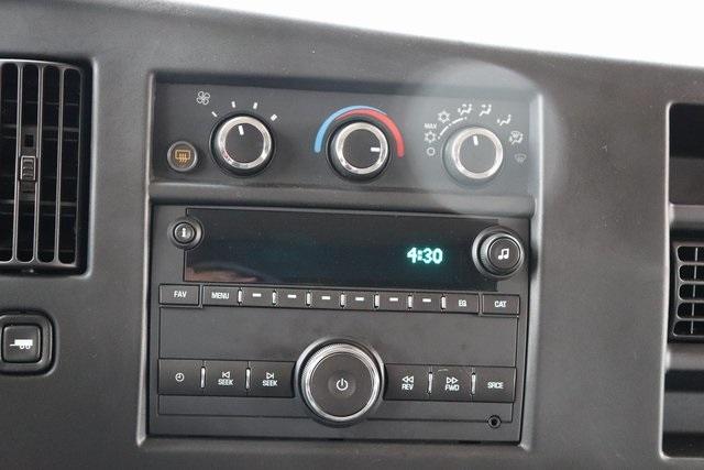 1435-chevrolet-express3500-2015-cg33706