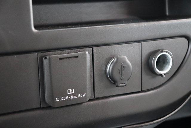 1437-chevrolet-express3500-2015-cg33706