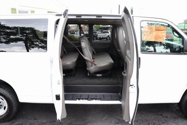 1442-chevrolet-express3500-2015-cg33706