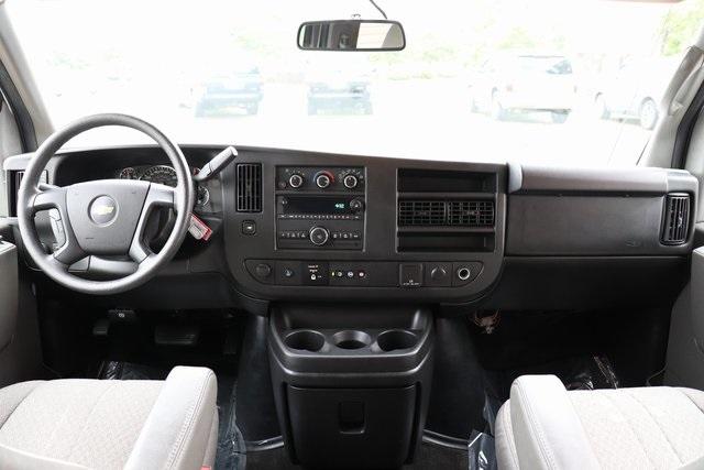 1443-chevrolet-express3500-2015-cg33706