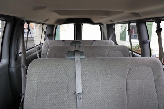 1448-chevrolet-express3500-2015-cg33706
