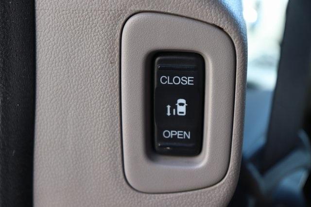 1483-honda-odyssey-2015-rl5h6fjw