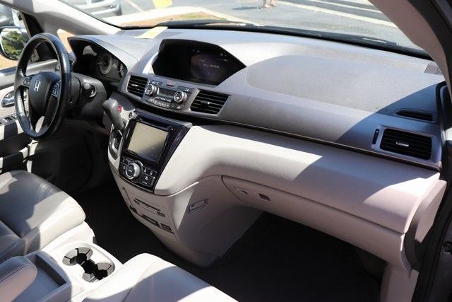 1492-honda-odyssey-2015-rl5h6fjw