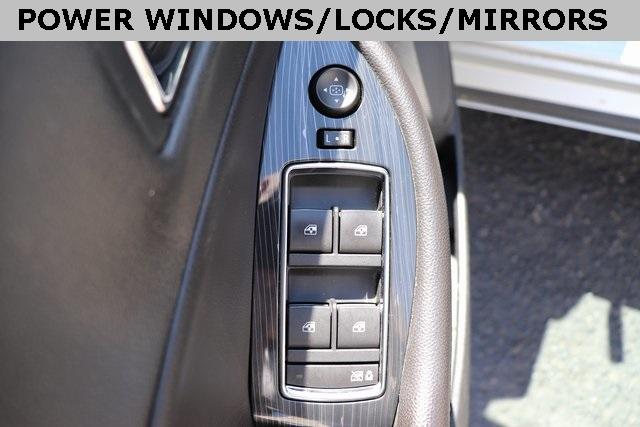 1579-chevrolet-impala-2016-1gy69