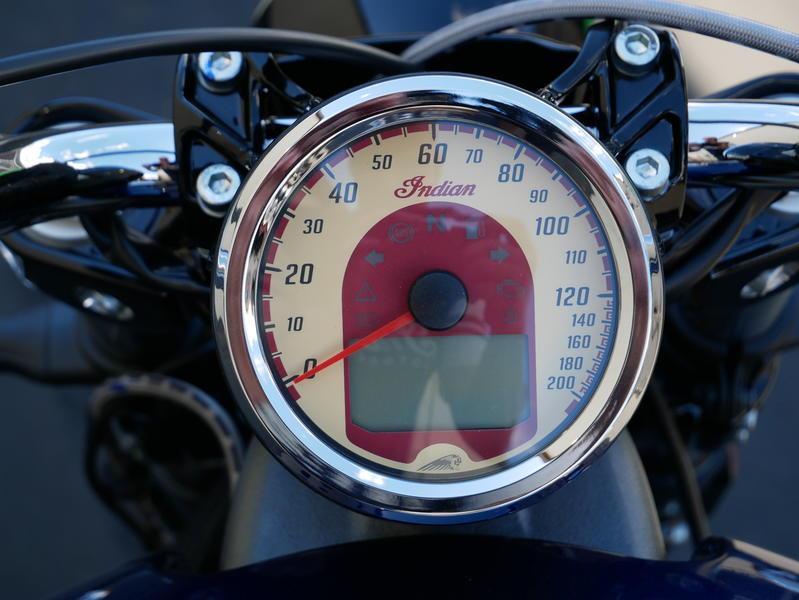 170-indianmotorcycle-scoutabsdeepwatermetallic-2019-6048623