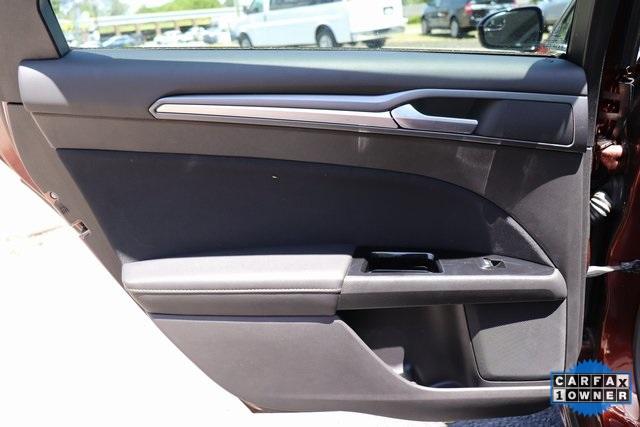 1738-ford-fusion-2016-p0h
