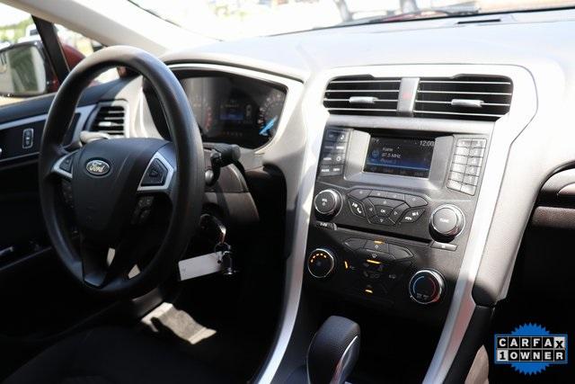 1746-ford-fusion-2016-p0h
