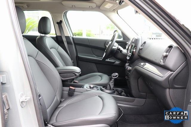 2119-mini-coopercountryman-2019-19mj
