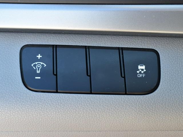 2139-hyundai-elantra-2017-47402f45