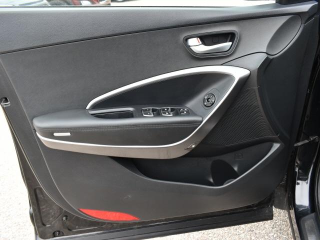 2206-hyundai-santafesport-2017-63442a45