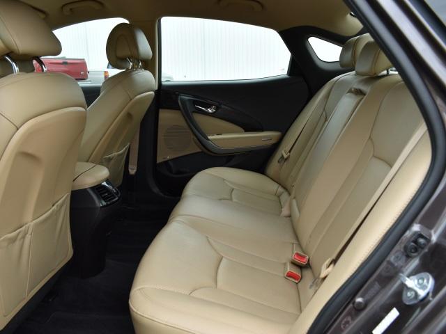 2244-hyundai-azera-2016-73422f65