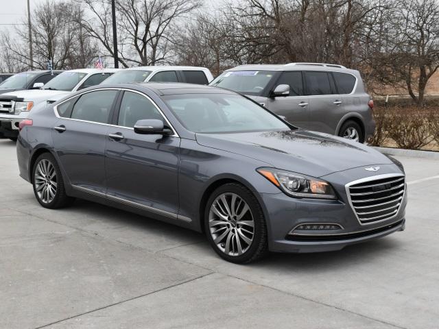 2261-hyundai-genesis-2015-b1442r85
