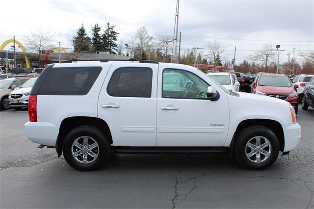 22771-gmc-yukon-2012-tk10706