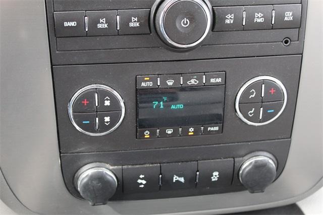 22793-gmc-yukon-2012-tk10706