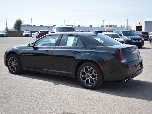 2280-chrysler-300-2016-lxfl48