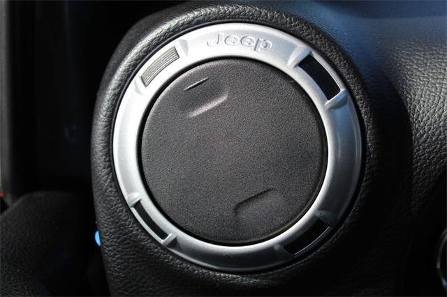 22848-jeep-wrangler-2014-jkjp74