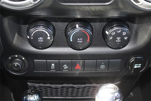 22854-jeep-wrangler-2014-jkjp74