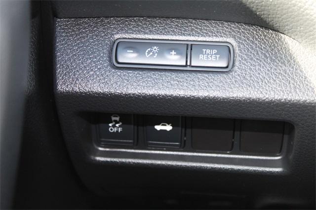 23003-nissan-altima-2015-13215