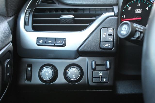 23068-chevrolet-tahoe-2016-ck15706
