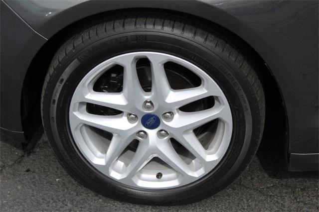 23110-ford-fusion-2016-p0h