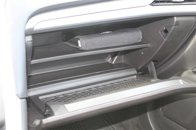 23130-ford-fusion-2016-p0h