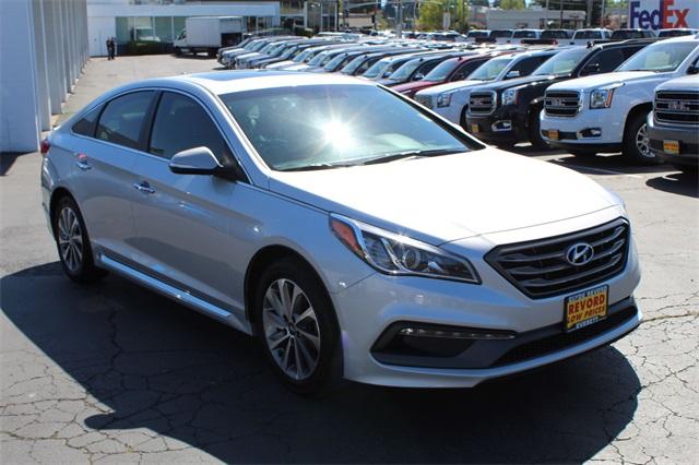 23195-hyundai-sonata-2016-28442f4p