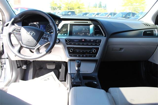23206-hyundai-sonata-2016-28442f4p