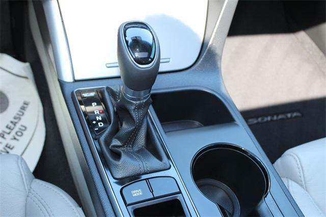 23216-hyundai-sonata-2016-28442f4p