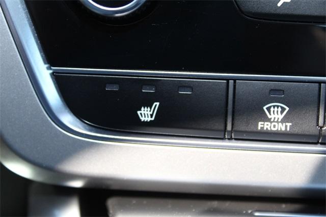 23220-hyundai-sonata-2016-28442f4p
