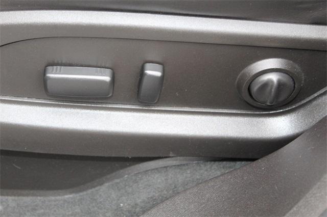 23242-gmc-acadia-2016-tv14526