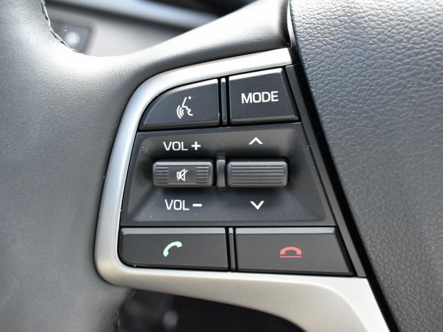 2326-hyundai-elantra-2017-47452f45