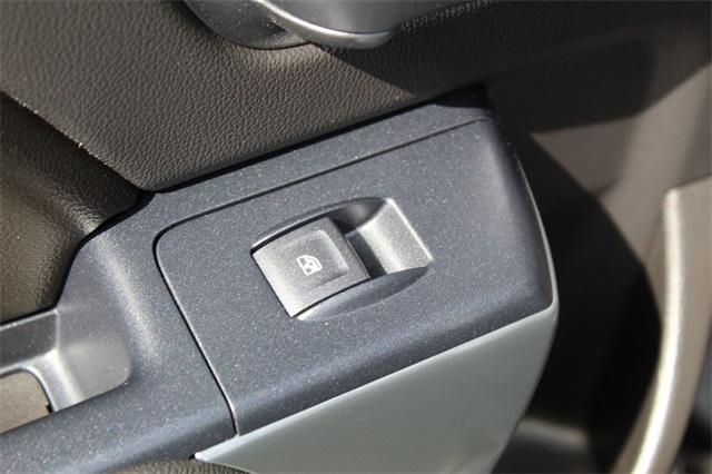 23329-chevrolet-silverado1500-2016-ck15753