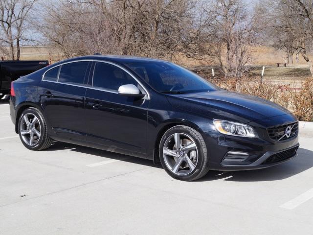 2333-volvo-s60-2015-s60t6r