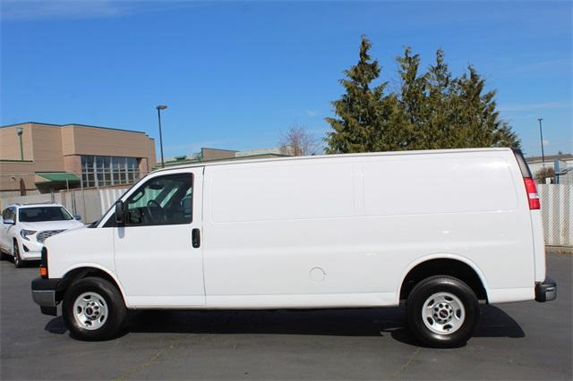 23564-gmc-savana2500-2017-tg23705