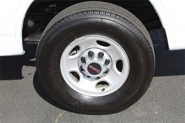 23565-gmc-savana2500-2017-tg23705