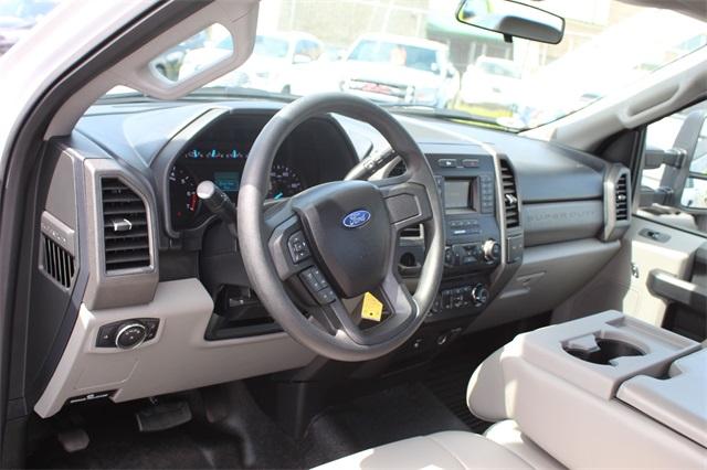 23635-ford-f-250sd-2017-f2a