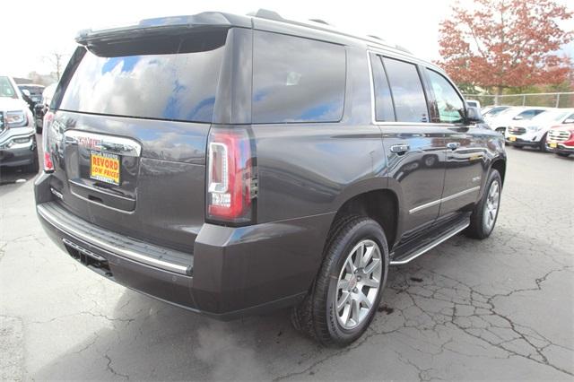 23714-gmc-yukon-2017-tk15706